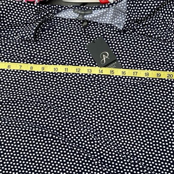 ADRIANNA PAPELL navy white dots, scoop neck short sleeve women’s size 2X top - Picture 8 of 9